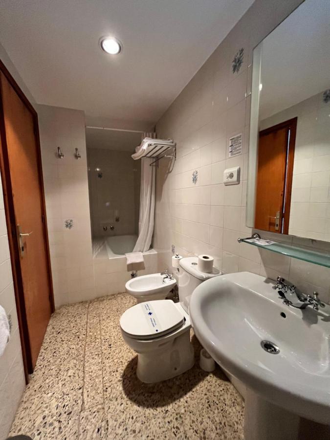 Meson De Castiello Guest House กาสเตียโญ เด ฮากา ภายนอก รูปภาพ
